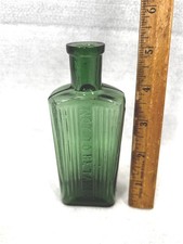 antique poison bottle green ribbed glass 5 tall original very good 19thc picture