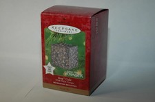 Hallmark QLX7354 2000 Star Trek Borg Ornament Cube-824-333 picture