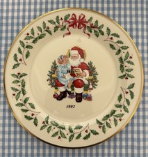 Lenox 1997 Annual Holiday Collector Plate 7th in Series Santa Christmas NEW picture