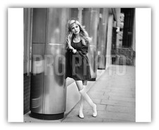 MADELINE SMITH 8x10 B/W Vintage Fashion Glamour Photo picture