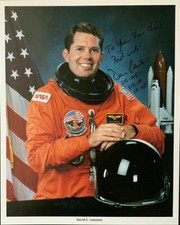 David C. Leestma REAL Hand signed Autographed 8x10 photo (NASA Astronaut ) picture
