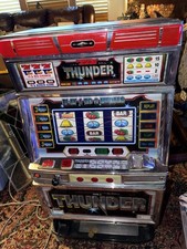 THUNDER slot machine, skill stop style with tokens Works Great picture
