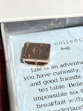 Keep Collective Disney Alice In Wonderland Queen Of Hearts NEW Retired Charm Box picture