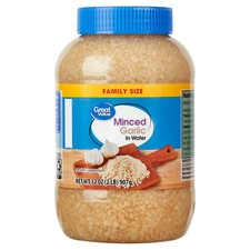 Great Value Family Size Minced Garlic in Water, 32 oz Jar picture