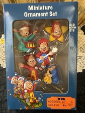2010 Alvin and the Chipmunks Miniature Christmas Ornament Set Santa’s Best picture