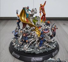 Avengers Ultron battle Diorama Resin Sculpture Statue Model Kit  Unpainted/Unass picture