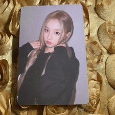 YUQI (G)I-DLE FEEL Edition Celeb K-POP Girl Photo Card BLACK HOODIE picture