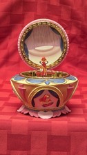 VTG 1998 Disney Amblin Jessica Rabbit Music Box Plays Jessica’s Theme Jewelry picture