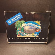 VTG Warner Bros. SS Looney Tunes Beach Vacation Resin Photo Frame 3.5