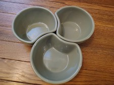 Longaberger Pottery Woven Traditions Interlocking Bowls In Sage Green Set of 3 picture
