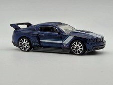 2013 Hot Wheels Custom ’12 Ford Mustang HW Showroom Then and Now #230/250  1:64 picture
