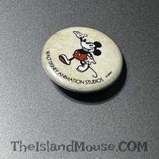 Vintage Micky Mouse Pin Button Walt Disney Animation Studios - RARE picture