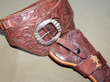 Vtg 50s H.H. Heiser Tooled Colt 5.5