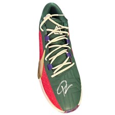 Giannis Antetokounmpo Autographed Game Issued Nike Size 17 Shoe - Beckett picture