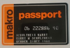 Vintage Expired 1980s Makro Warehouse Store Credit Card, Passport Membership  picture