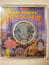 The Liberty Mint Disney Main Street Electrical Parade 1996 .999 Silver Coin COA picture