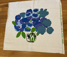 Vintage Marimekko 1972 Fabric Maija Isola PIENI ONNEA picture