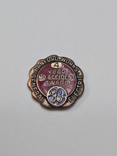 GE General Electric Hanford Works 4 Year No Accident Award Lapel Pin Screw-Back picture