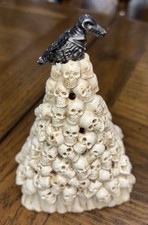 Halloween Morphing Light Up Stacked SKULLS Black Crow  Video in listing spooky picture