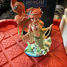 Disney Showcase Collection The Little Mermaid Ariel Figurine 7-9.9
