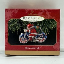 1999 Hallmark Keepsake Santa Ornament 
