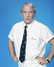 Nicholas Colasanto as Coach Ernie Pantusso on Cheers 24x36 inch Poster picture