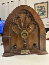 PHILCO FORD CATHEDRAL RADIO SPECIAL EDITION MODEL R89 80TH ANNIVERSARY NoWorking picture