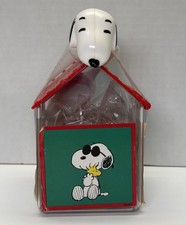 1999, Peanuts 50 Year Celebration Snoopy on dog house Candy Bonz candy container picture
