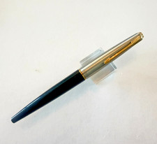 1960s Black Parker 45 Fountain pen FINE nib, Gold trim Cartridge filler.  NICE picture
