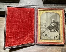 PRETTY WOMAN CURLS IN HAIR LEATHER CASE 1/4 AMBROTYPE 1850s VICTORIAN PHOTO UK picture