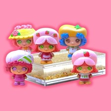 Ultra Rare Strawberry Shortcake Micro Figure + Friends TLS CheeBee 5 Micros picture