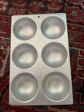 Wilton Vintage Cake Mold picture