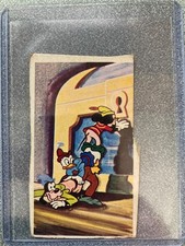 RARE 1960's JAPANESE MENKO DISNEY GOOFY, DONALD, MICKEY STACKED #34362 READ picture
