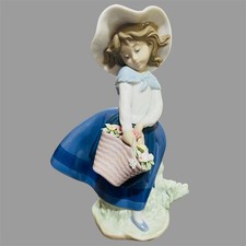 Vtg Lladro Pretty Pickings #5222 Girl Basket Flowers No Box (Broken Petals) picture