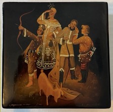 Vintage Soviet Union Russian Lacquered Hinged Box - Signed/Dated FEDOSKINO picture