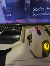 Razer Star wars : The old republic naga mouse (wireless) (with charging dock) picture