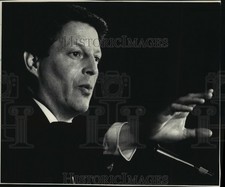 1992 Press Photo Al Gore Jr., presidential candidate - mjb30075 picture