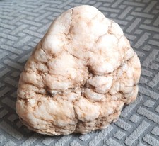 A 2 Pound Amazing Chalcedony Flow Stone. Macon Co. TN. picture