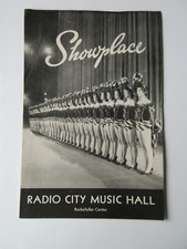 1952 New York City Radio City Music Hall program Ivanhoe Elizabeth Taylor picture