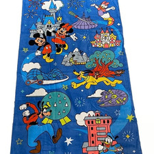 Disney Parks Walt Disney World Mickey & Friends Beach Towel picture