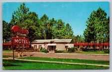 Vickers Motel Highway 301 North Jesup Georgia c1950 Vintage Postcard picture
