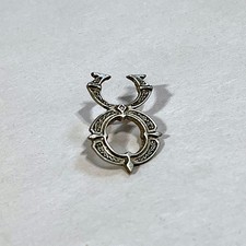 Ultima Online Video Game Logo Pin Pinback ~ Rare ~ picture