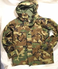 US Army Parka Cold Weather Woodland Camouflage Gore-tex Large Regular 2002 NOS picture