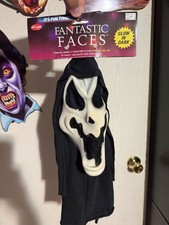 VTG Fun World Fantastic Faces Scream Mask 'Melty-Ghost' Glow In Dark H Stamp picture