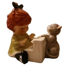 Rare Charlot By Goebel Vtg 1985 figurine girl playing piano Cat Singing Germany picture