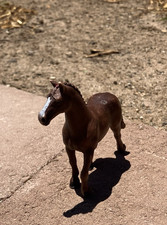 2016 Schleich Thoroughbred Horse AM LIMAS 59 5”x5” Solid D-73527 picture