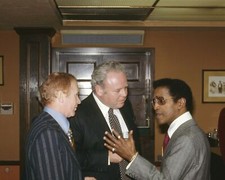 Carroll O'Connor Sammy Davis Jnr Red Buttons 1970's Hollywood event 11x14 photo picture
