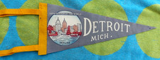 VINTAGE 1950s DETROIT MICHIGAN AUTO CENTER PENNANT 12