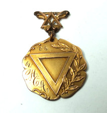 ANTIQUE 1906 KNIGHTS OF PYTHIAS SPORT GOLD FILLED PIN FOB MEDAL 100 yds DASH picture