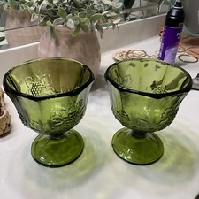 ( 2) Vintg MCM 70s Green Grapes Indiana Glass Pedestal Compote Bowl 6.5